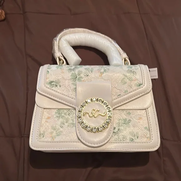 Small White Purse Christian Dior | White purses, Dior, Christian dior